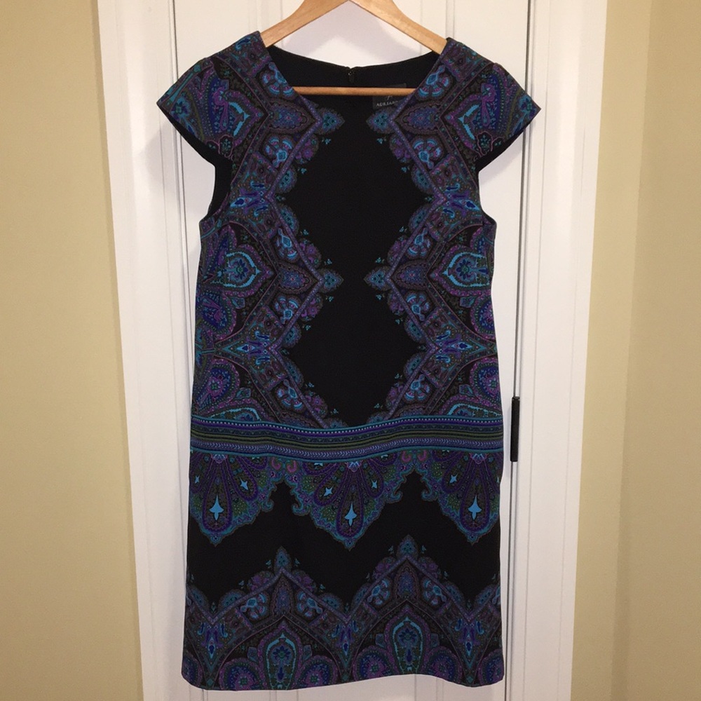 Adrianna Papell multi color paisley sheath dress with pockets | Size 4